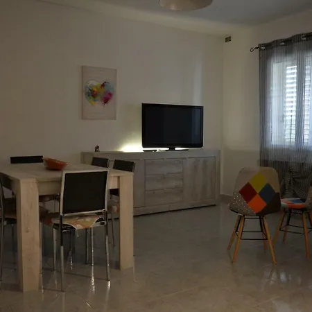 Kikis House - Live The Town Center! Tortoli